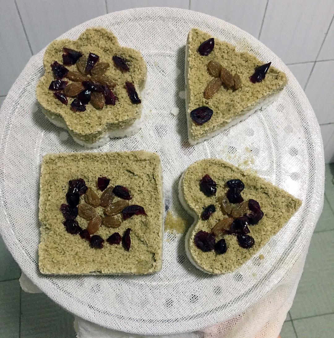 双色松糕