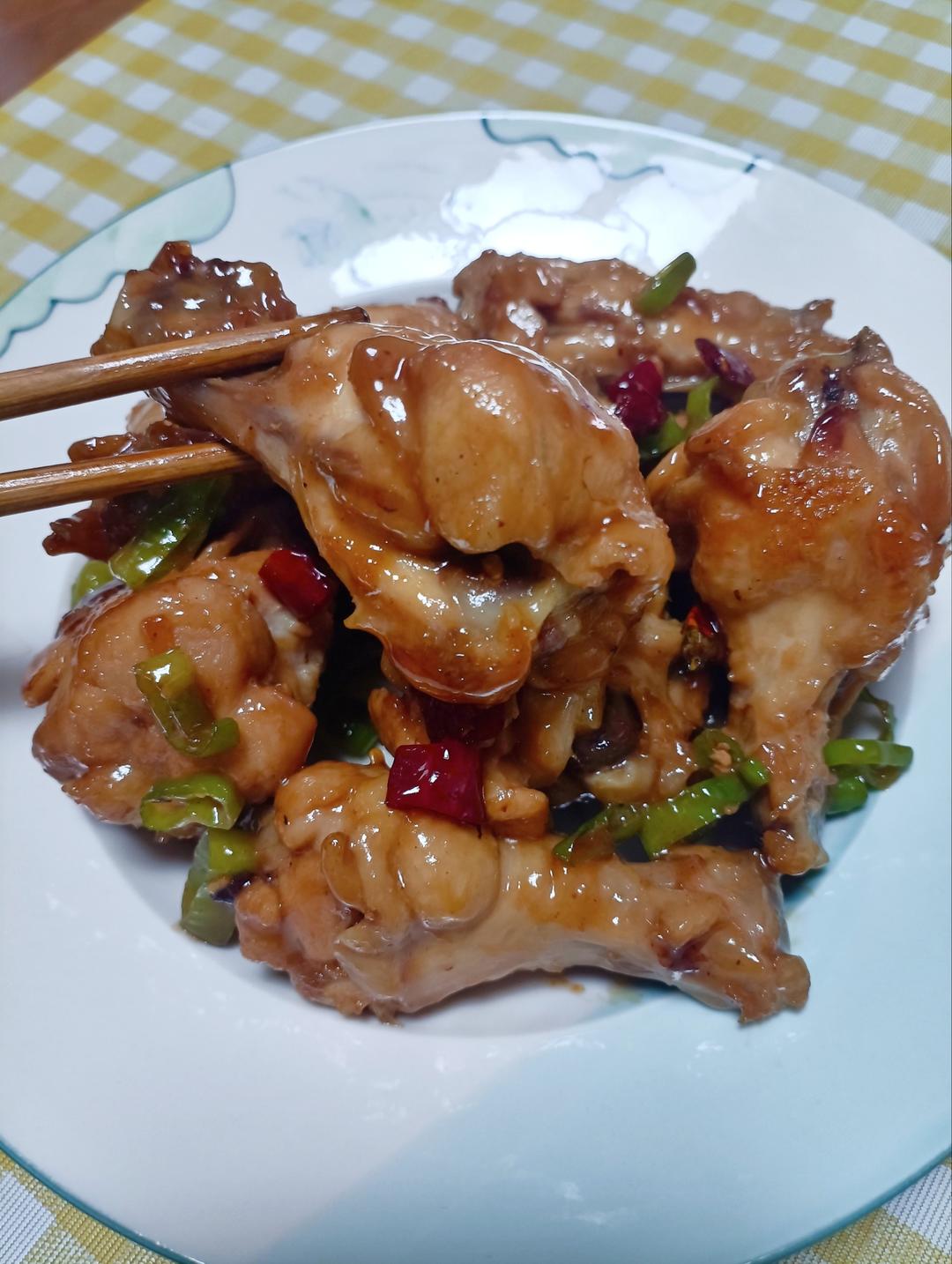 啤酒烧鸡翅，很不一样呢