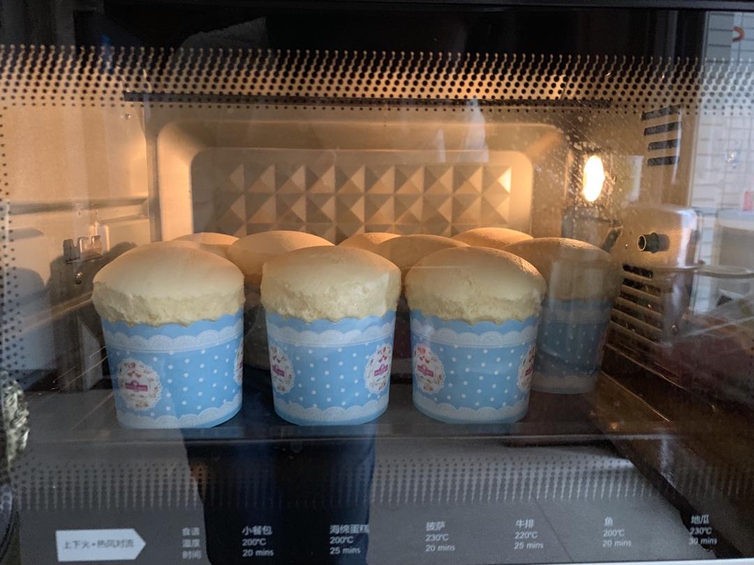 纸杯蛋糕 8寸戚风蛋糕的量