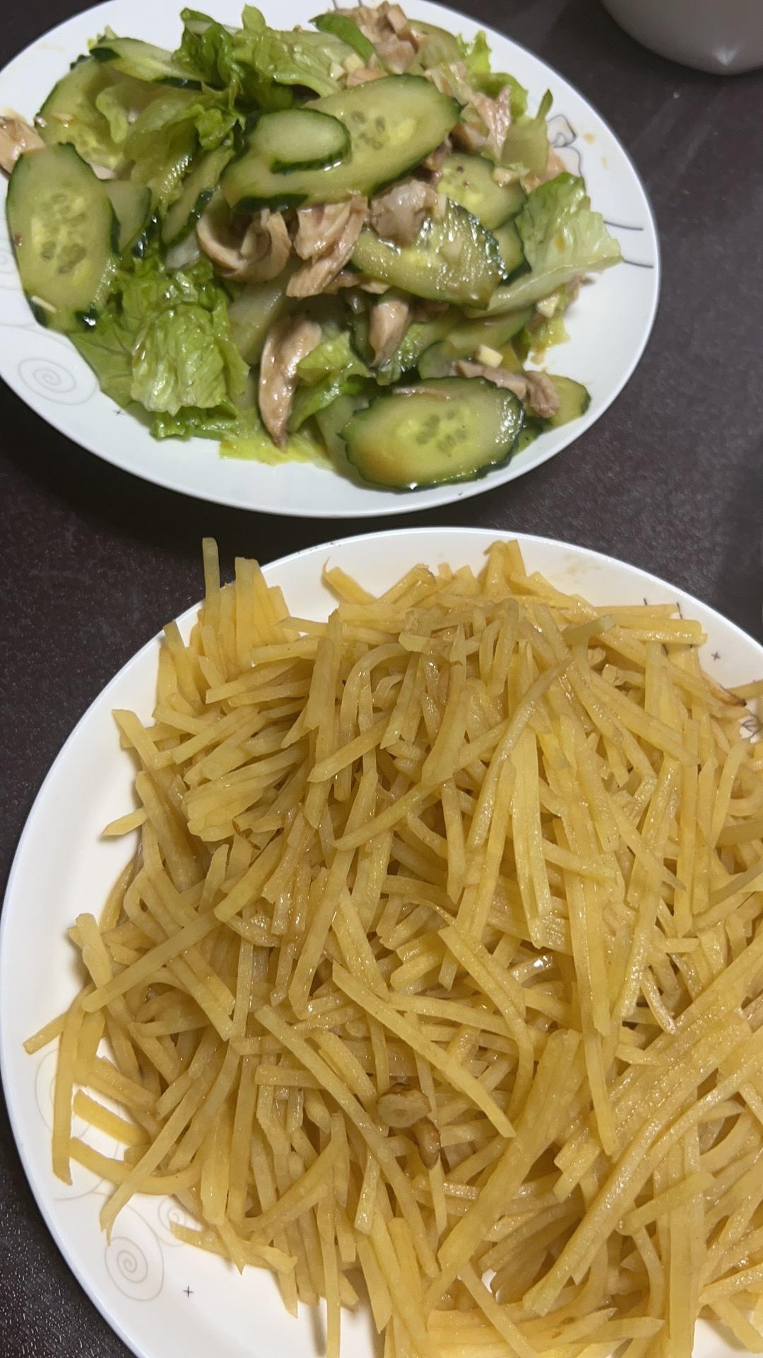 普通到不能再普通但是孩子超爱吃的土豆丝