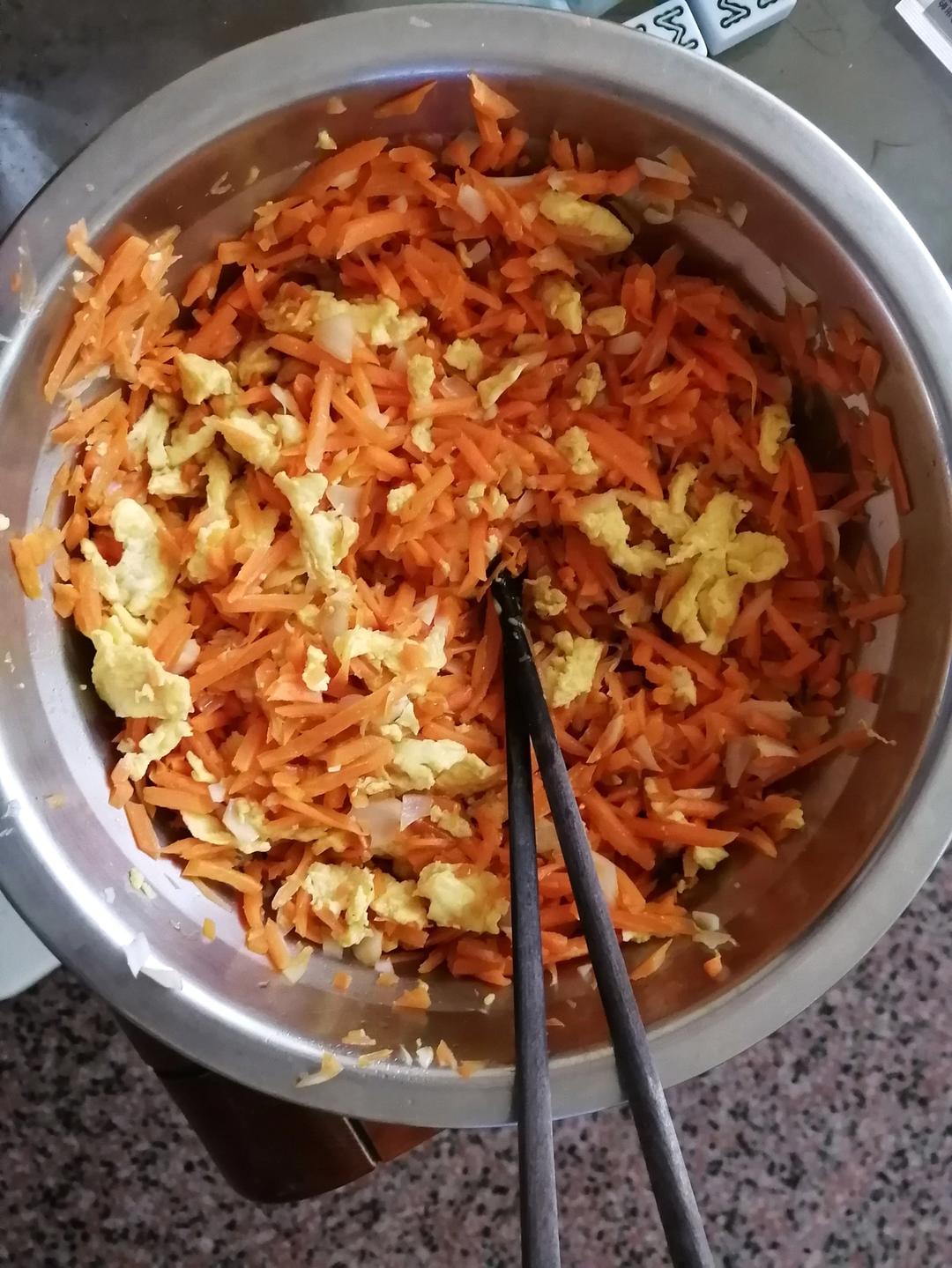 肉太贵了，还是吃素饺子吧🤣