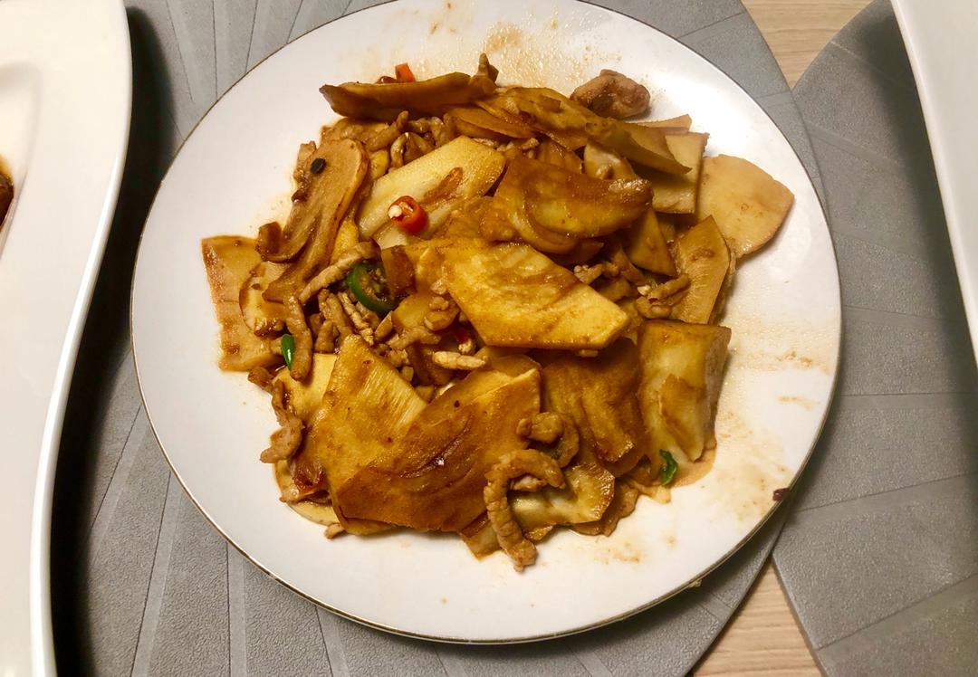 冬笋炒腊肉