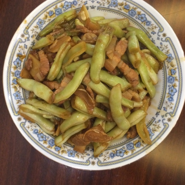 豆角焖肉