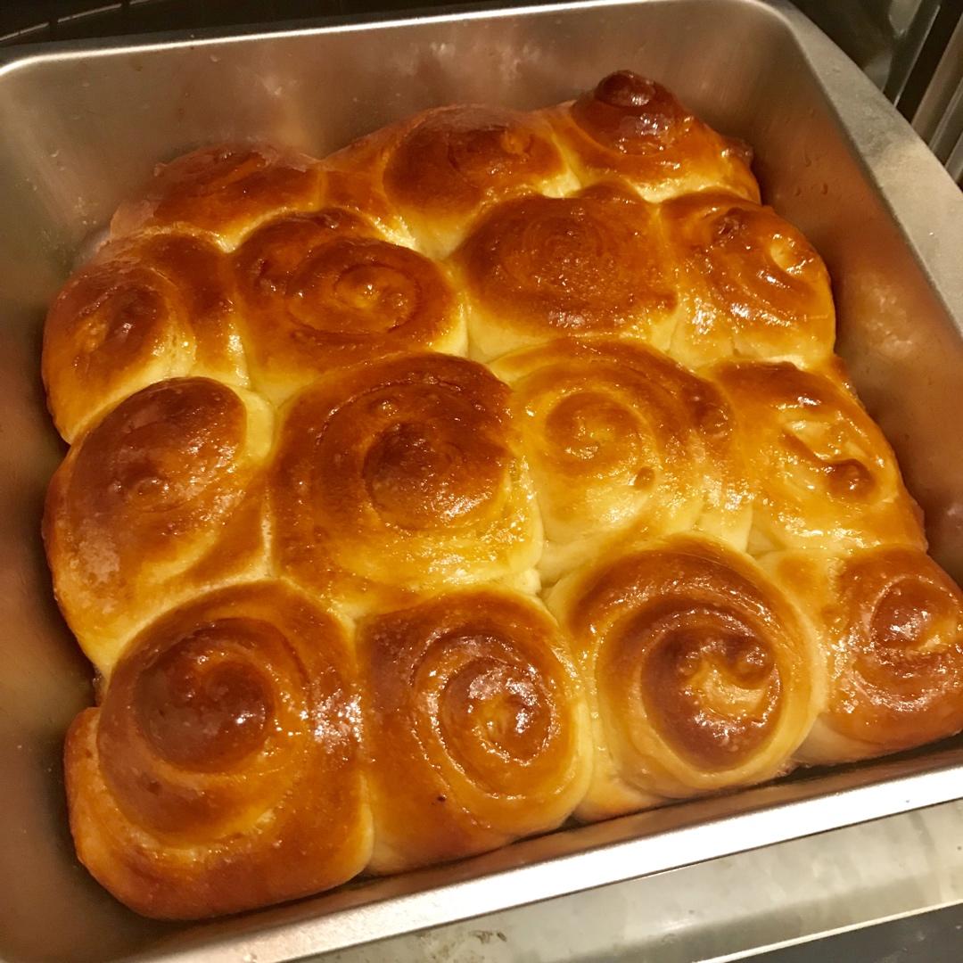 脆底蜂蜜小面包