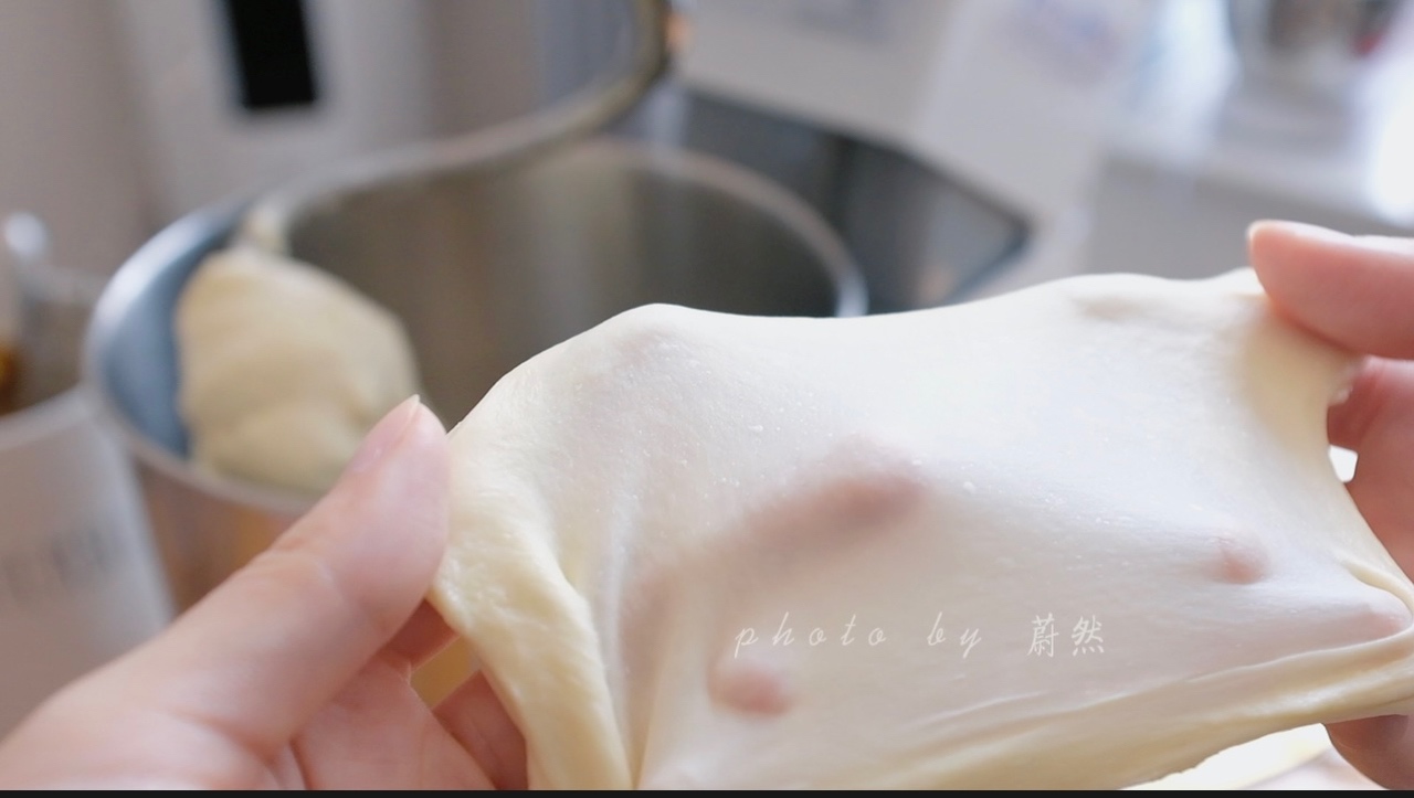 抹茶奶酥花环面包的做法 步骤1