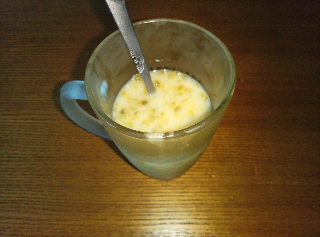养乐多甜橙百香果饮