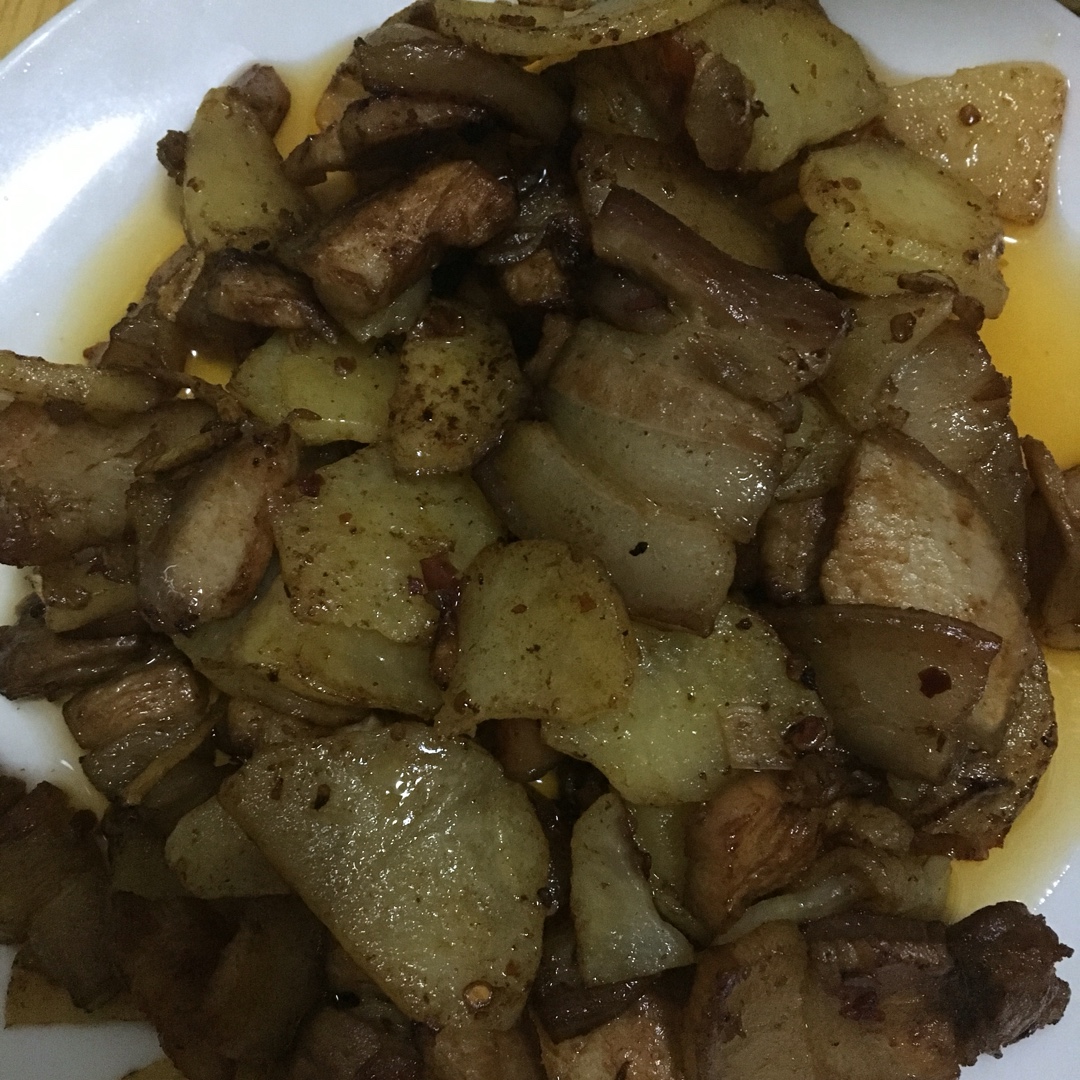 土豆回锅肉