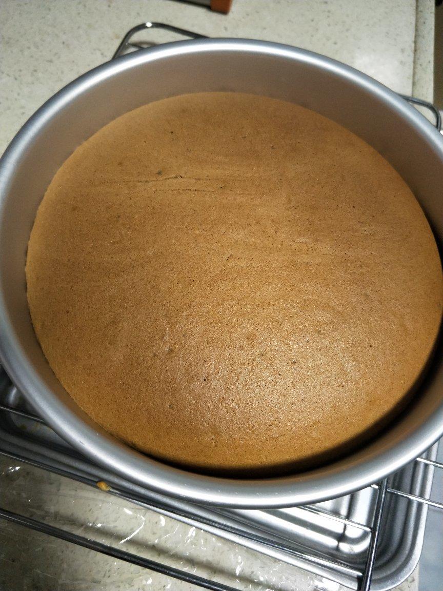烤箱做蛋糕（戚风蛋糕的做法）