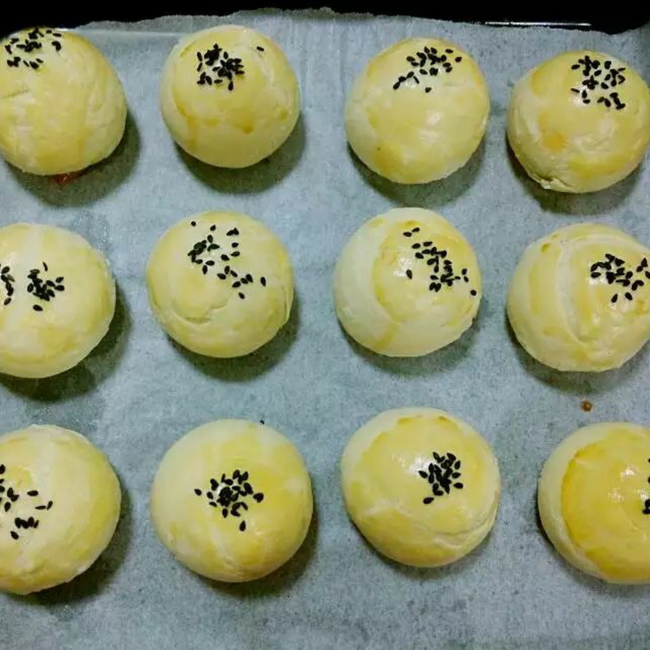 蛋黄酥酥酥（超级奶香黄油版）