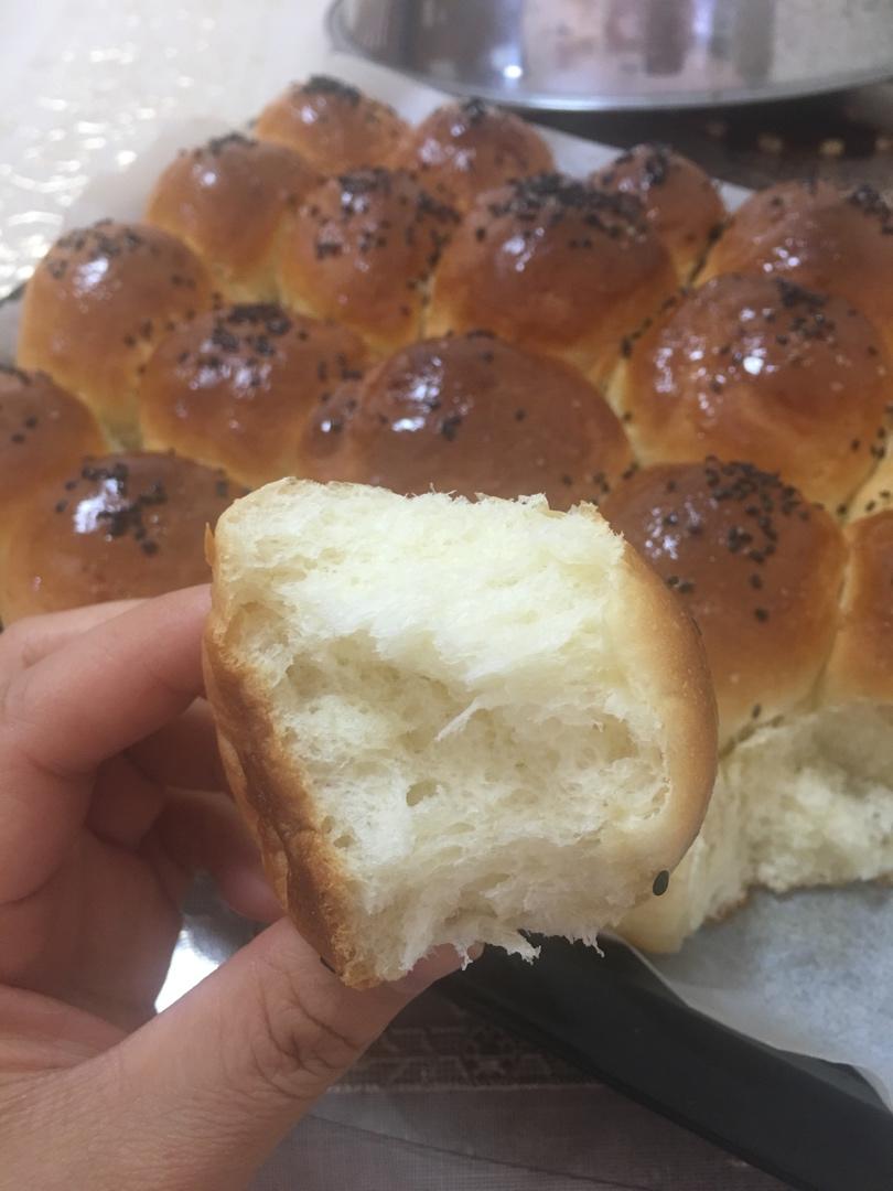 牛奶蜂蜜小面包