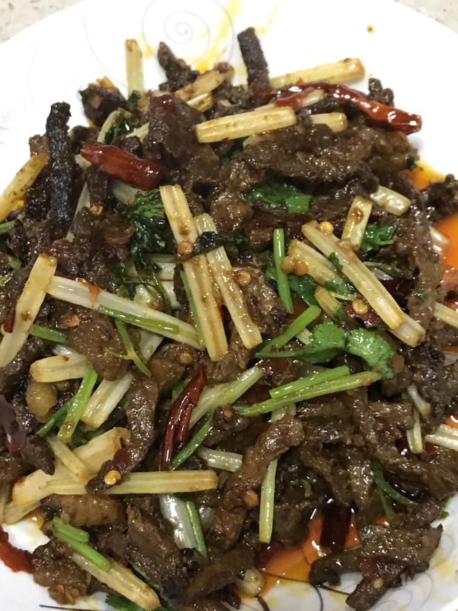 干椒煸牛肉丝的做法
