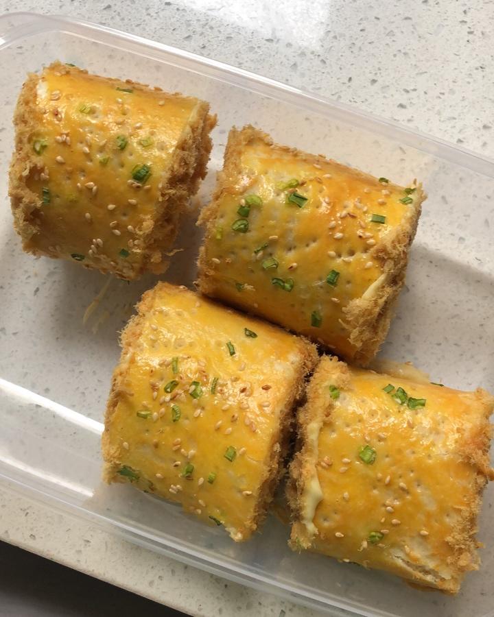 肉松面包