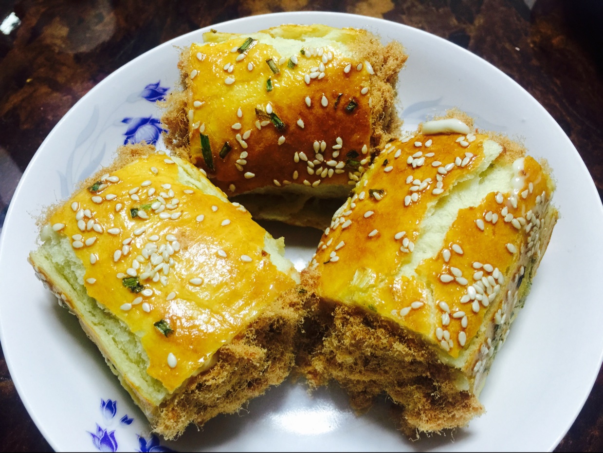 香葱肉松面包卷