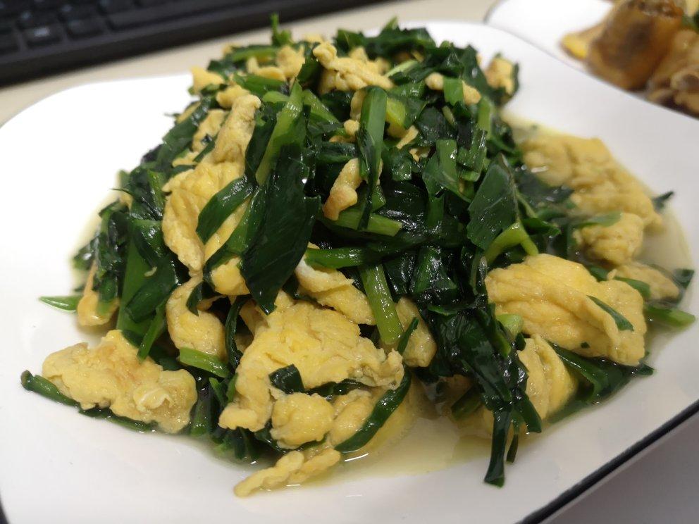 简易版韭菜炒鸡蛋（鸡蛋味道非常鲜嫩）