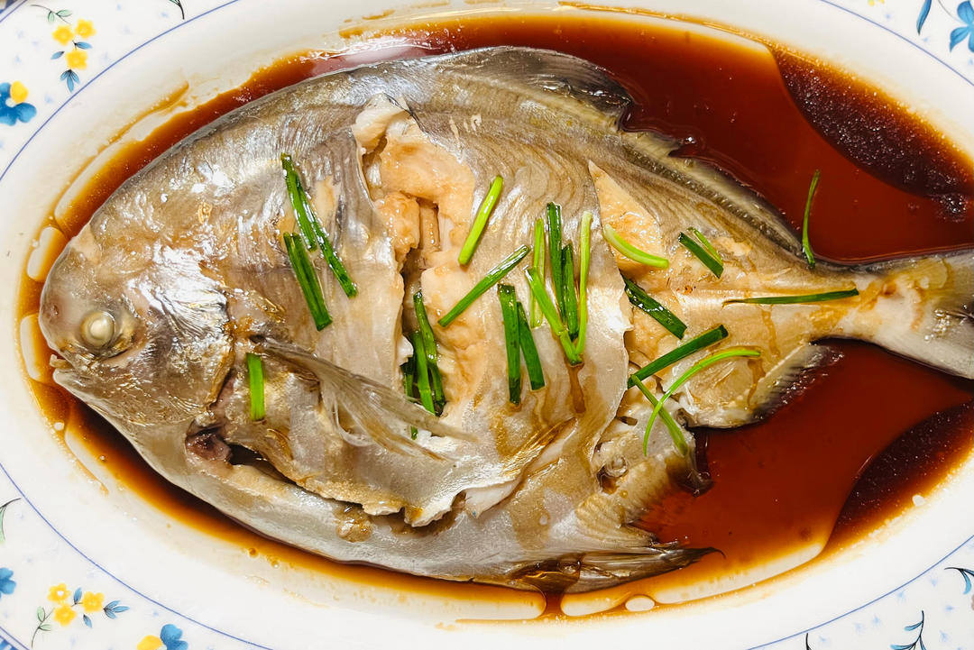 清蒸鲳鱼