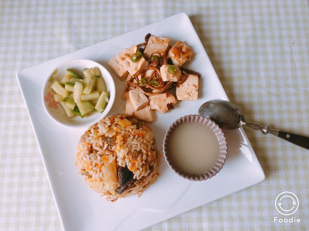 每天，叫醒我的是早餐