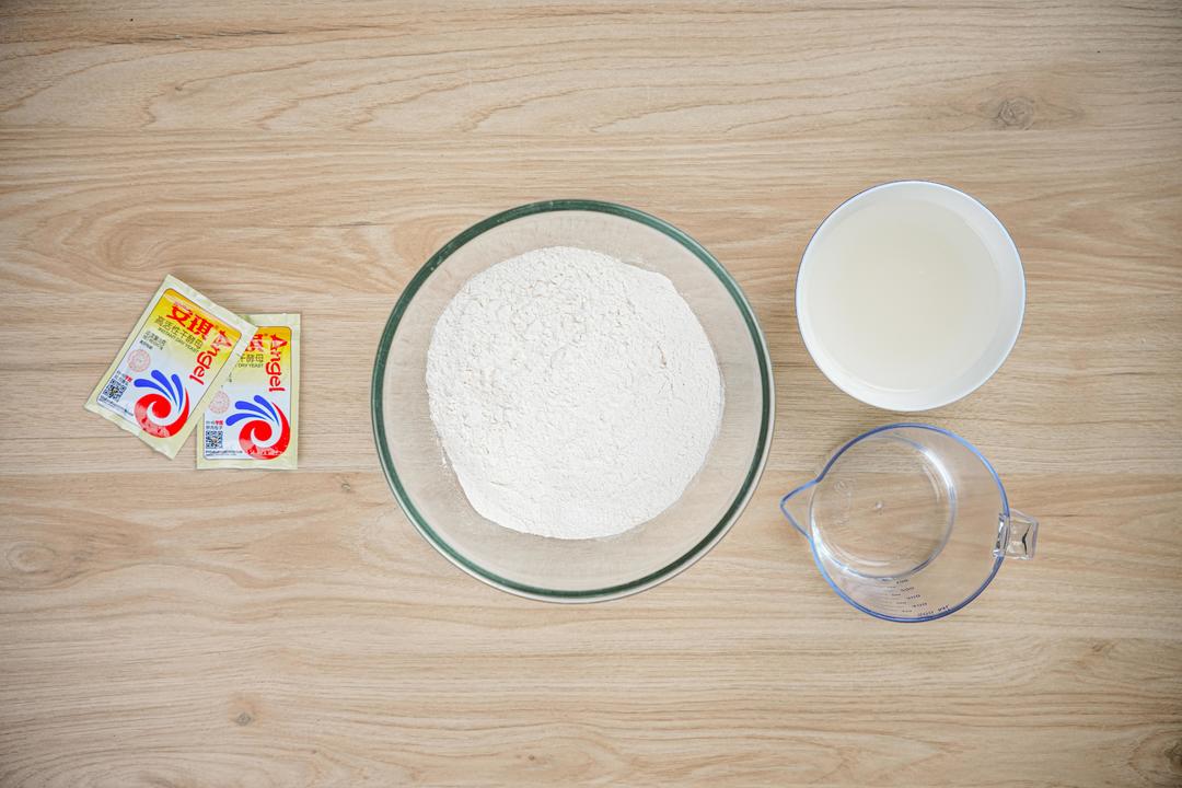 纯奶手撕吐司的做法 步骤1