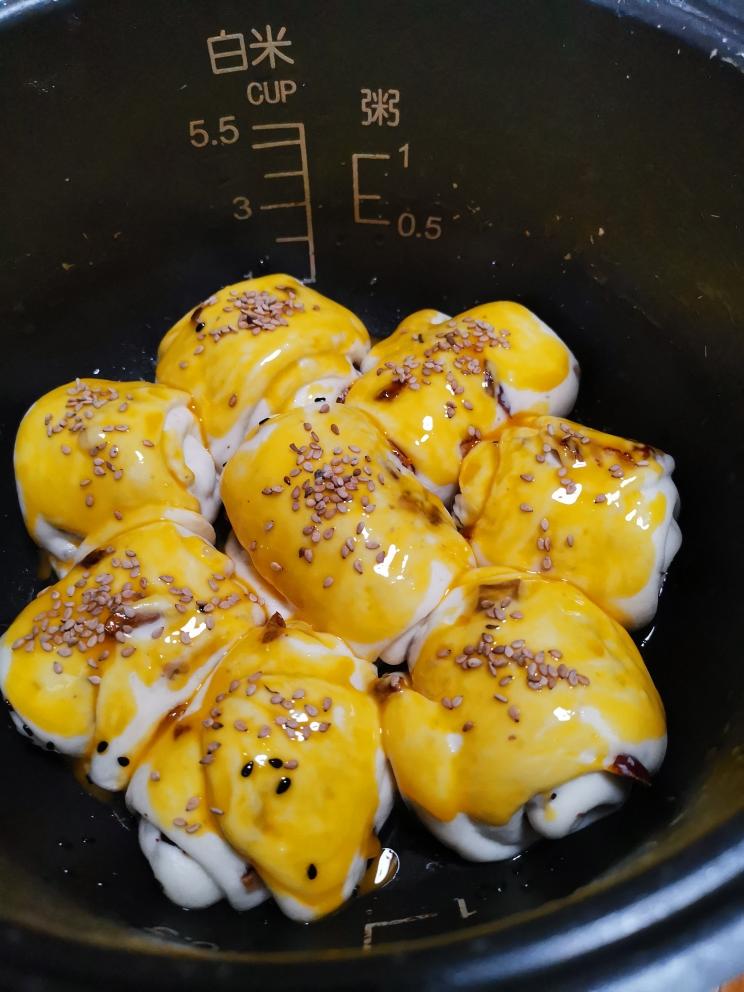 电饭锅红枣面包的做法