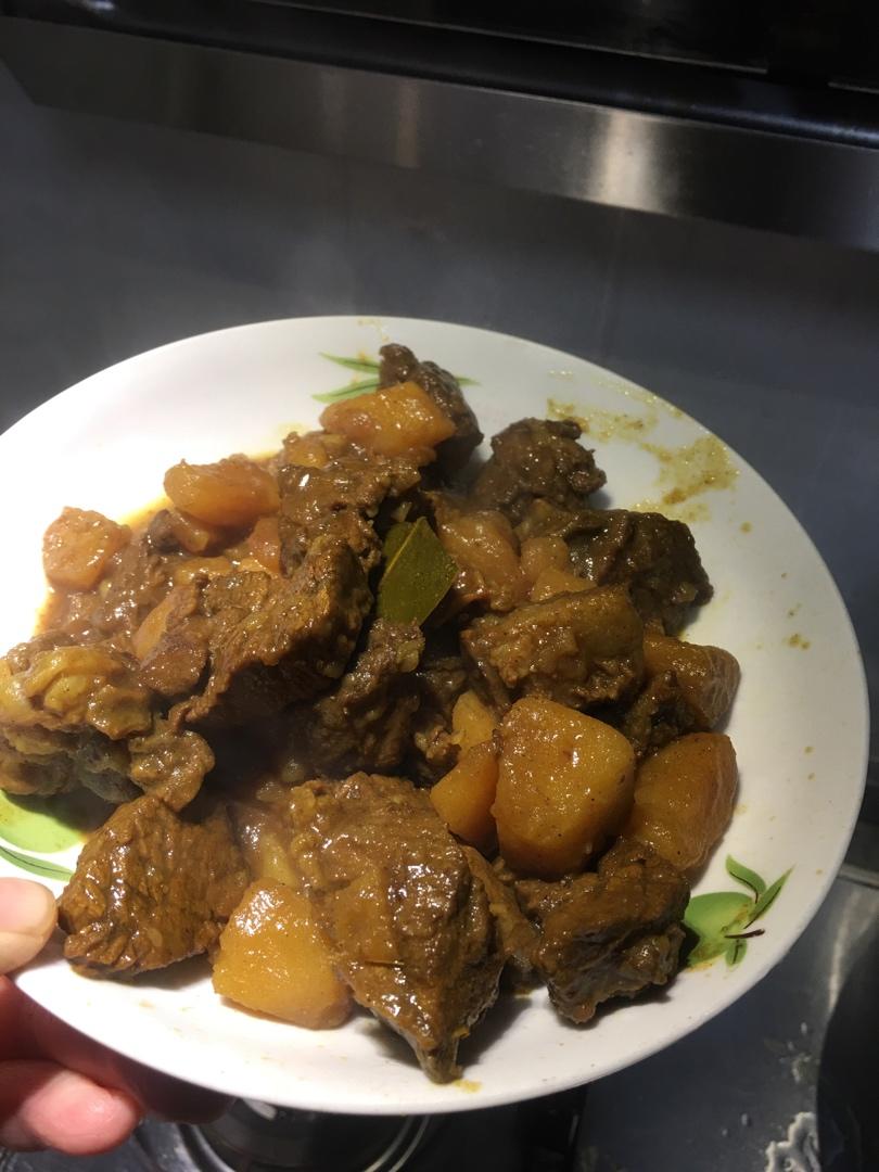 土豆炖牛肉