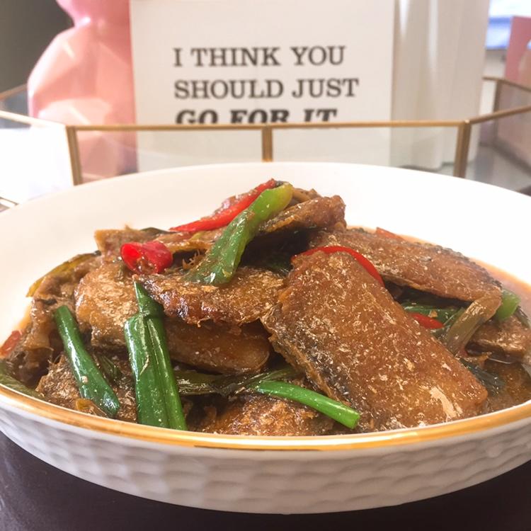 红烧带鱼