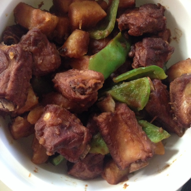 土豆炖排骨