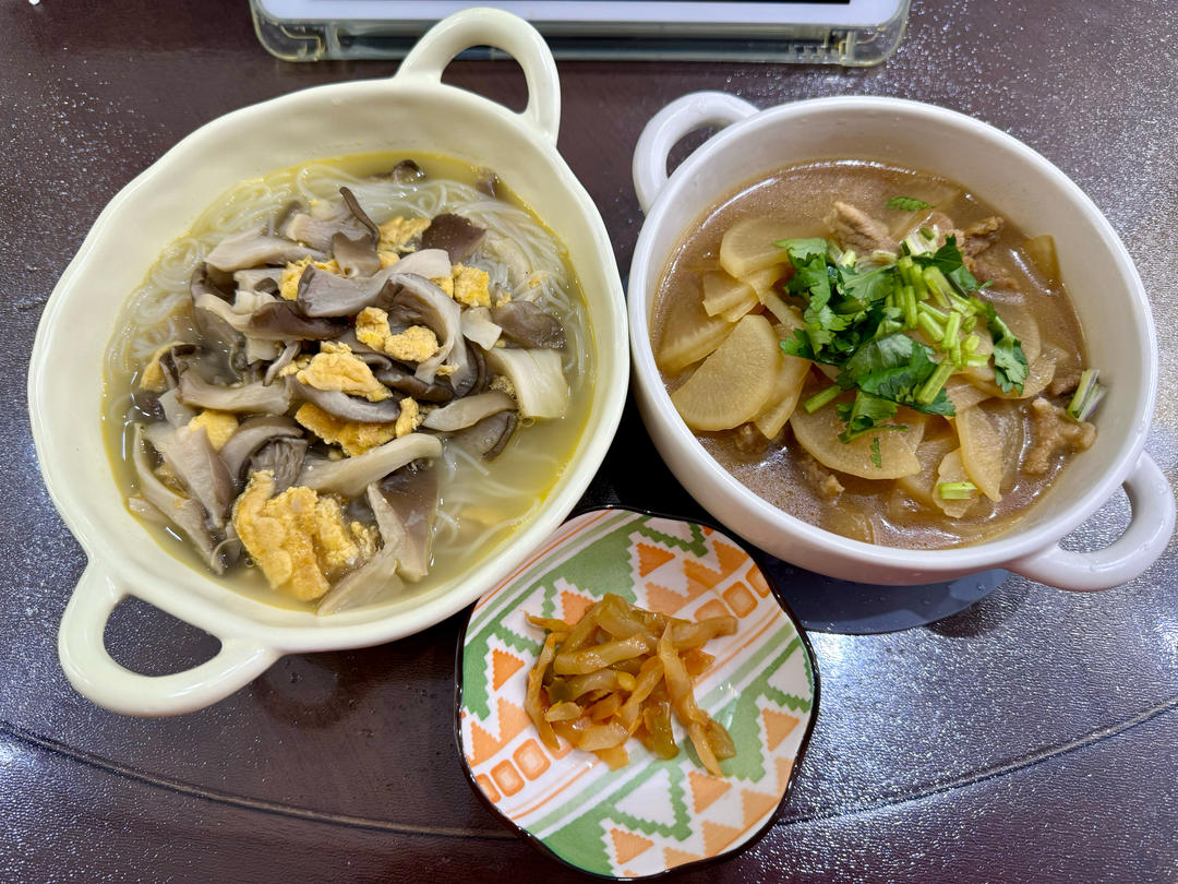 平菇鸡蛋汤