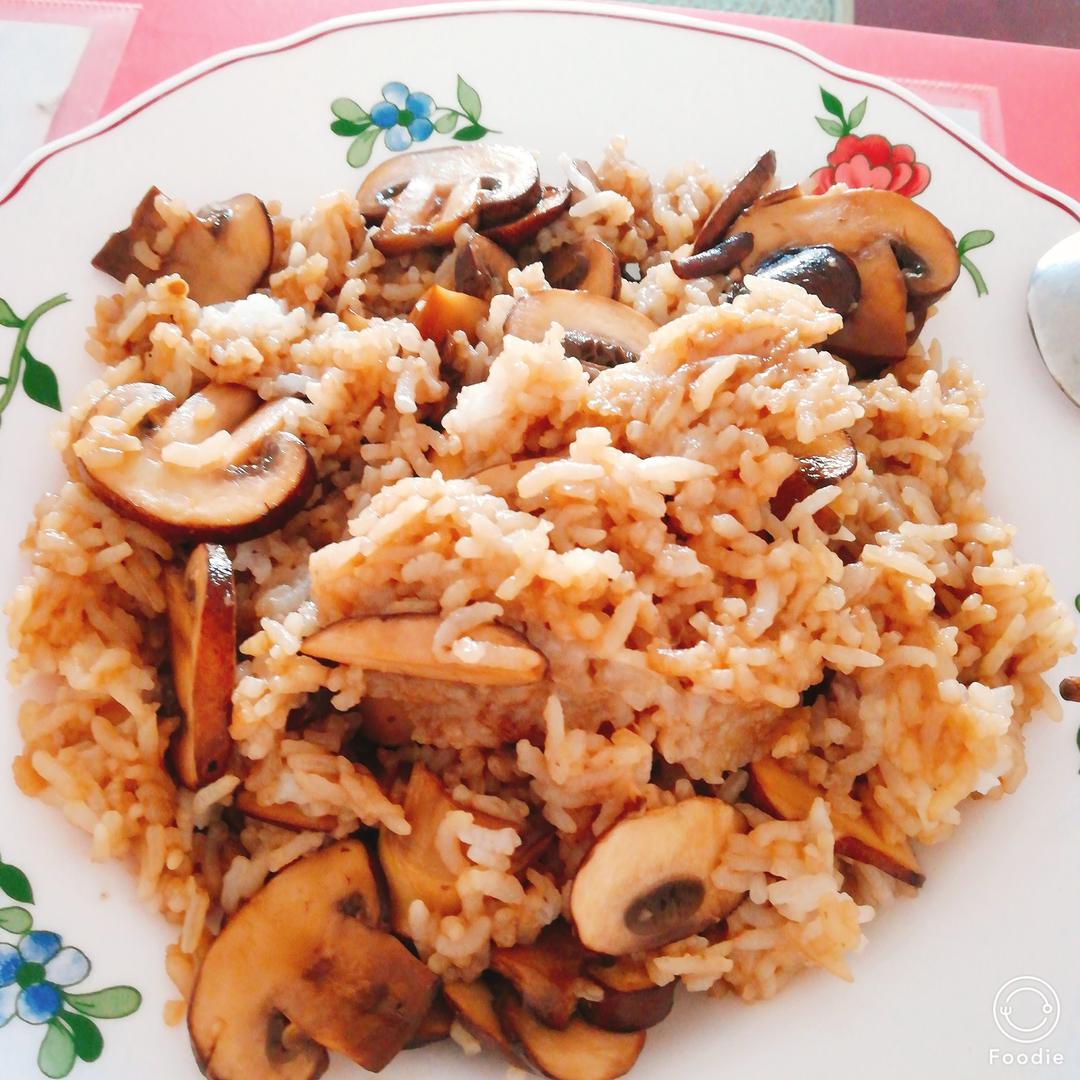 香菇油饭