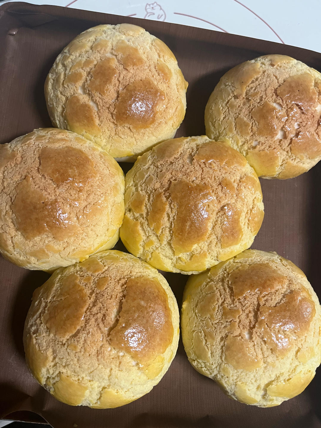 好吃到极致经典脆皮菠萝包