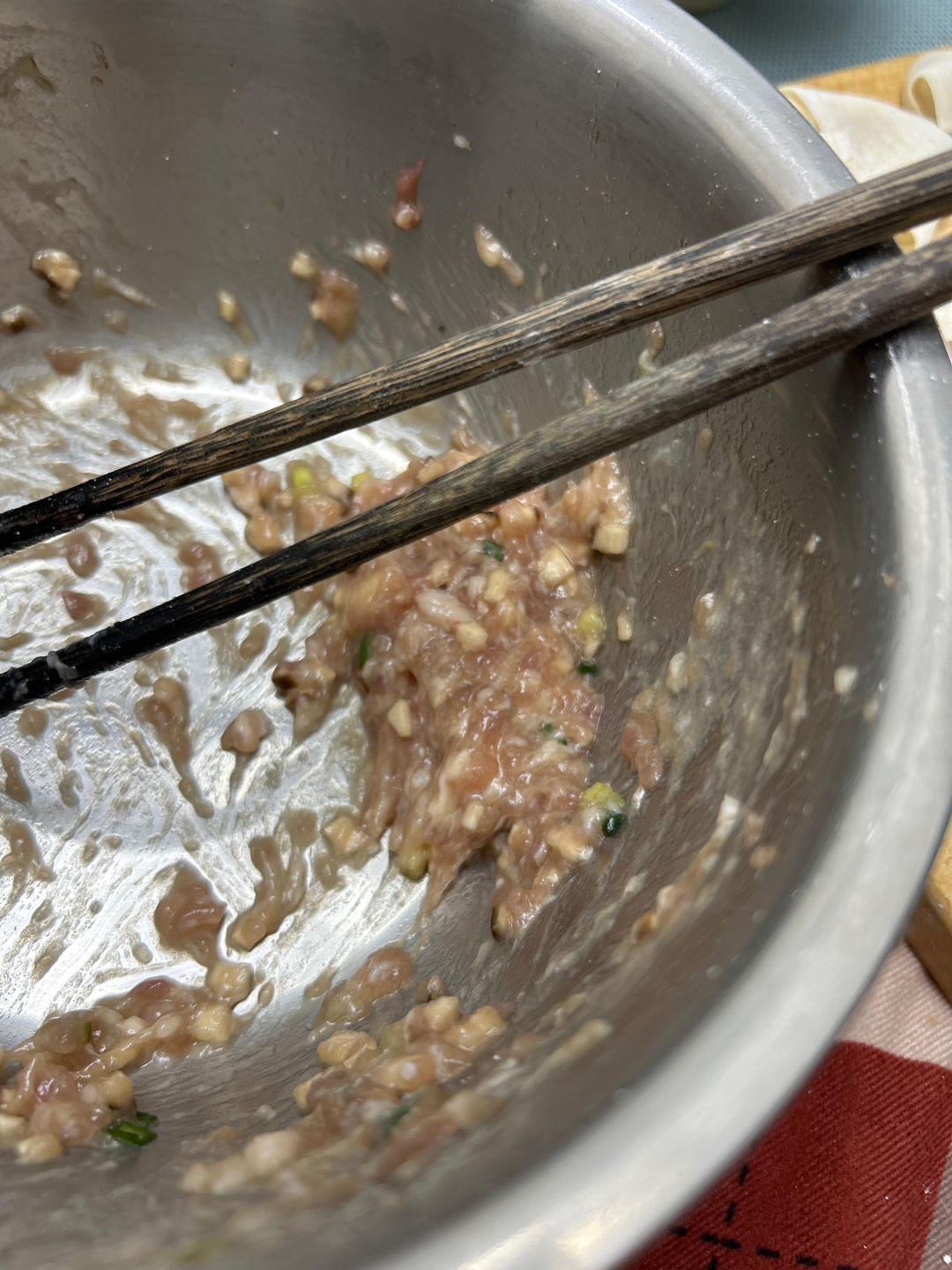 肉不柴的馄饨馅