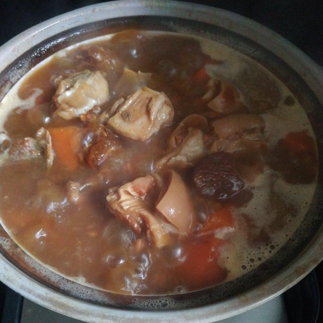 胡萝卜清炖羊肉