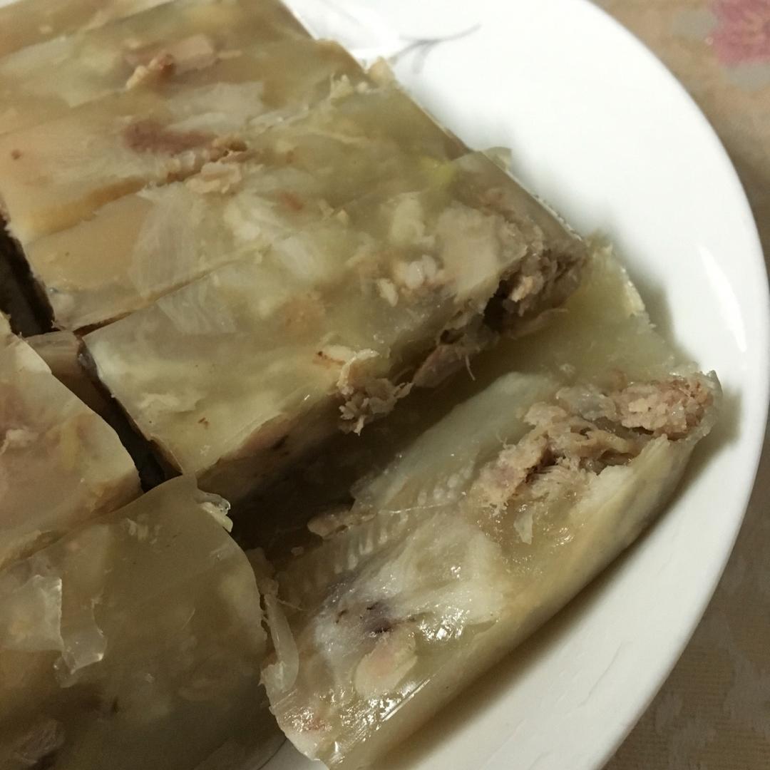 堂妈教你做年夜饭必吃———猪蹄冻