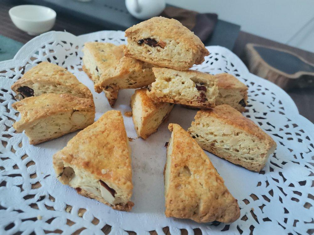 完胜星巴克的超美味酥脆司康 super easy crunched scone