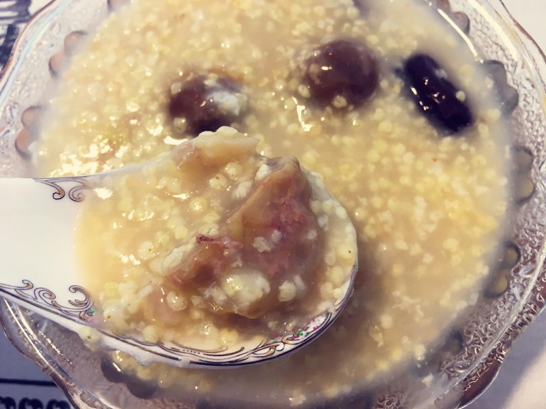 小米栗子红枣粥