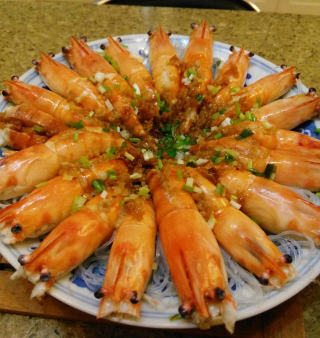 蒜蓉粉丝蒸虾