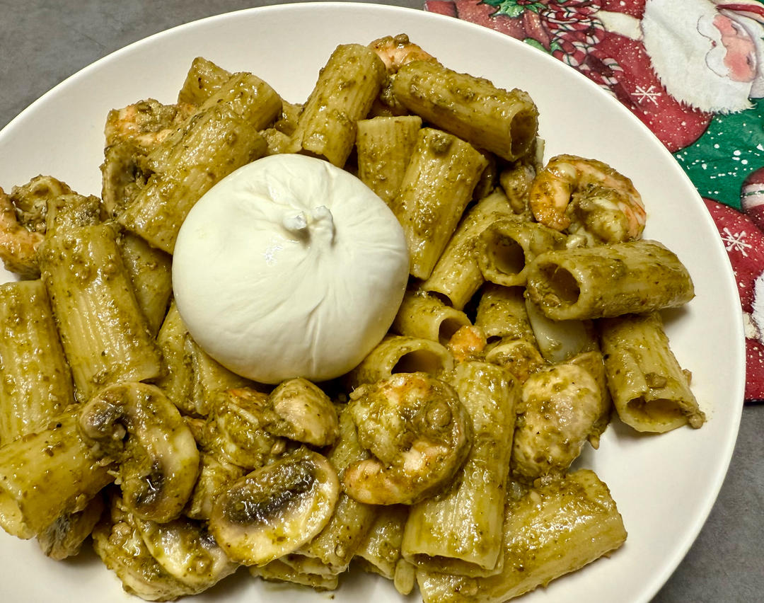 青酱布拉塔空心面Rigatoni 意面