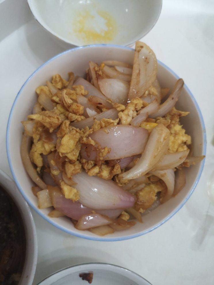 洋葱炒鸡蛋(5分钟速成)