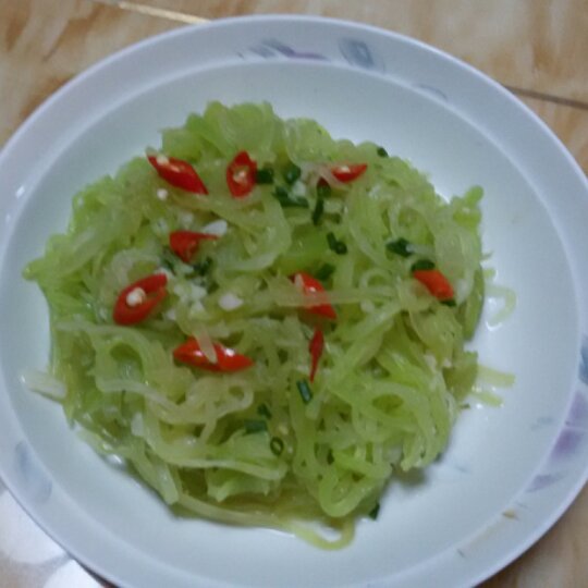 凉拌莴笋