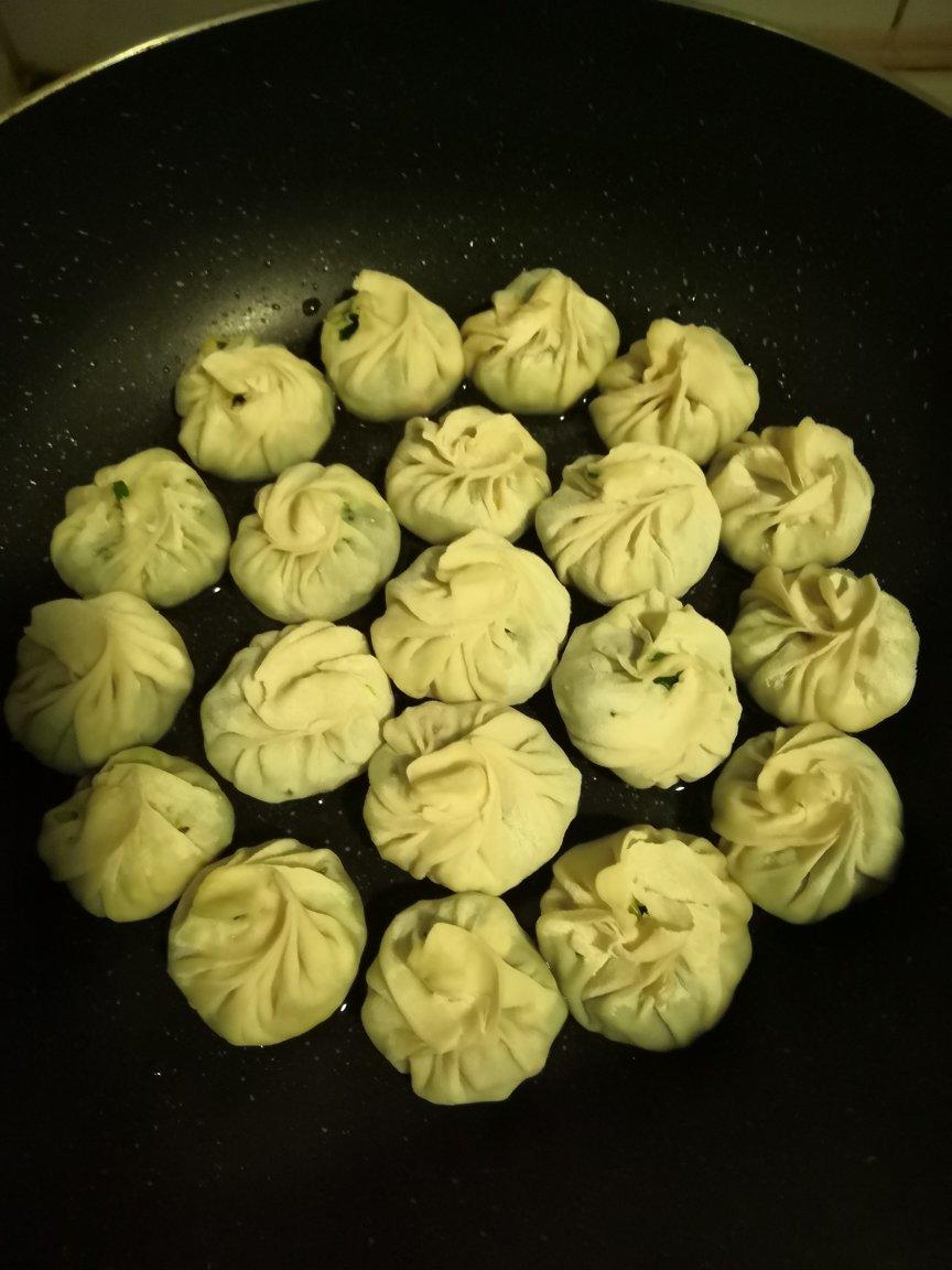 小生煎包子