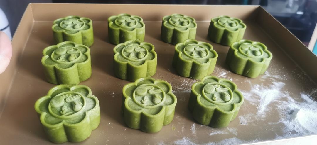 抹茶椰蓉月饼
