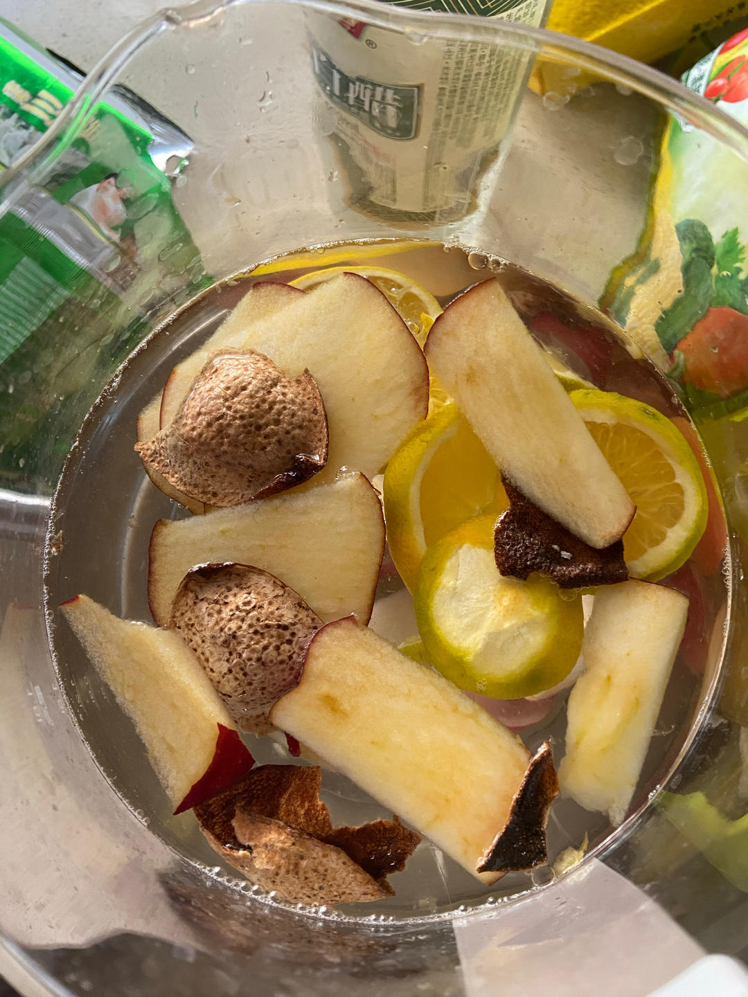 秋冬喝什么——润肺降噪水果茶～