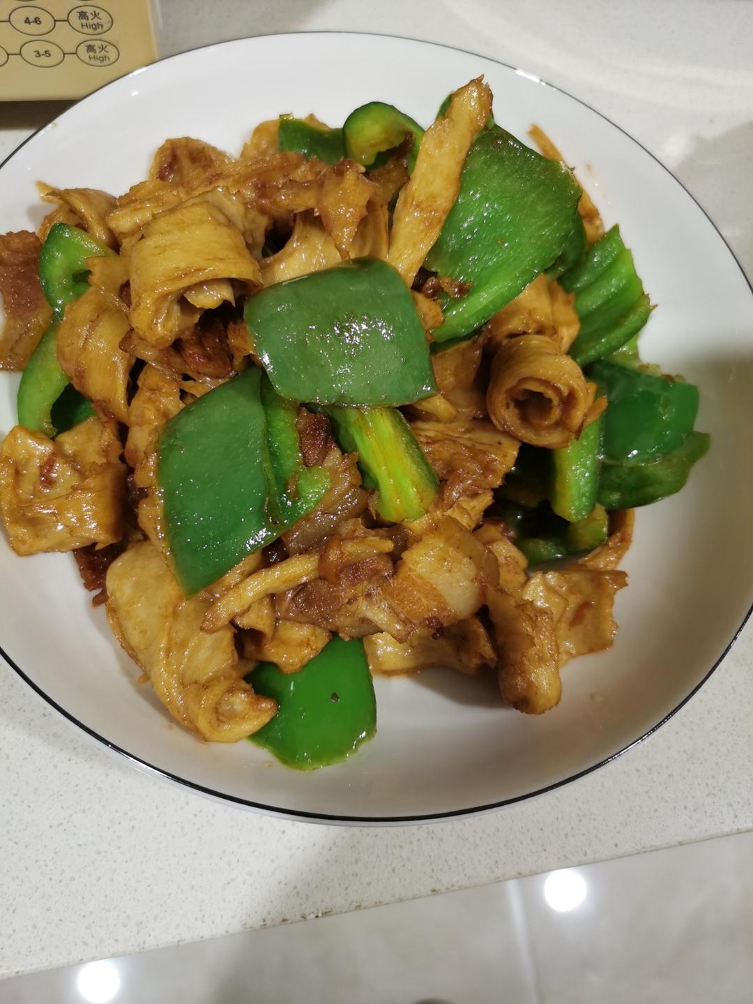 米饭杀手系列之青椒炒面筋