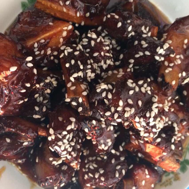 不用一滴酱油的糖醋排骨