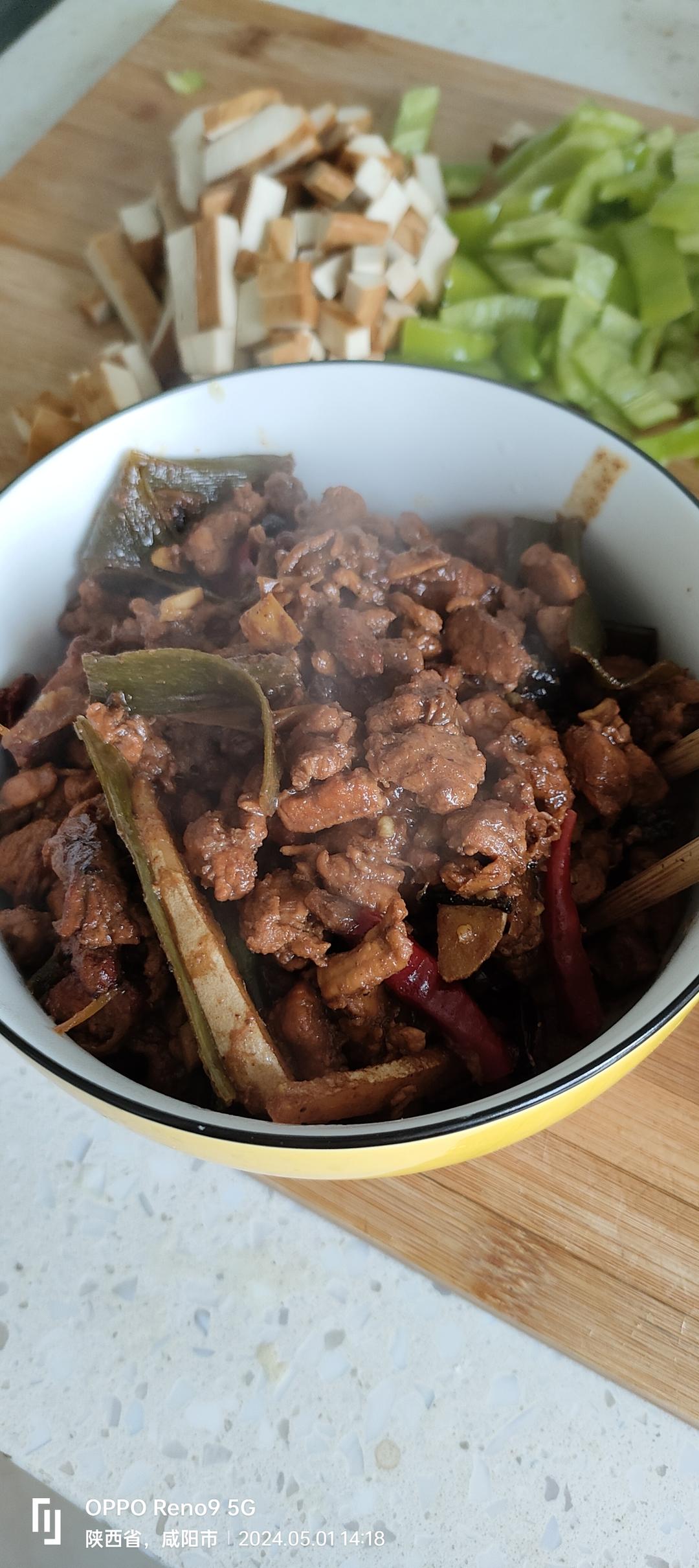 家常炒肉🐷