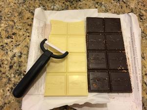 Chocolate Pavlova的做法 步骤11