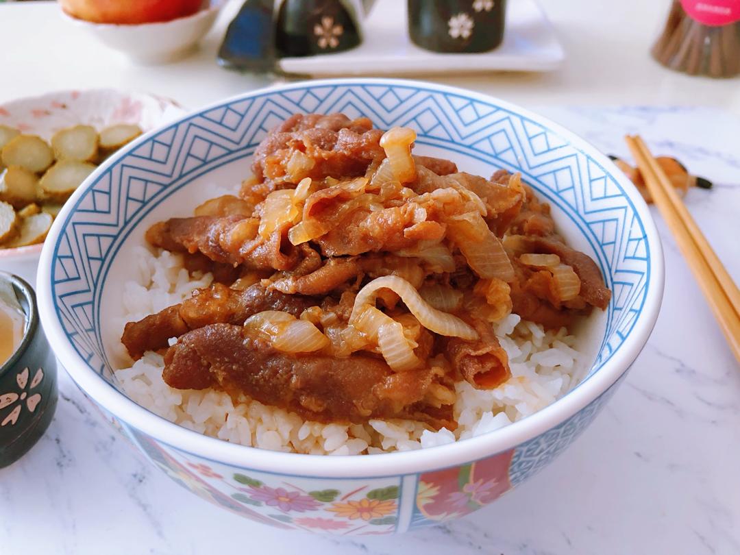吉野家牛肉饭（牛丼）