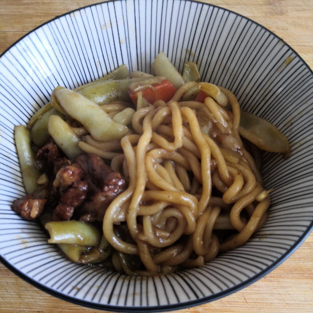 家常豆角焖面