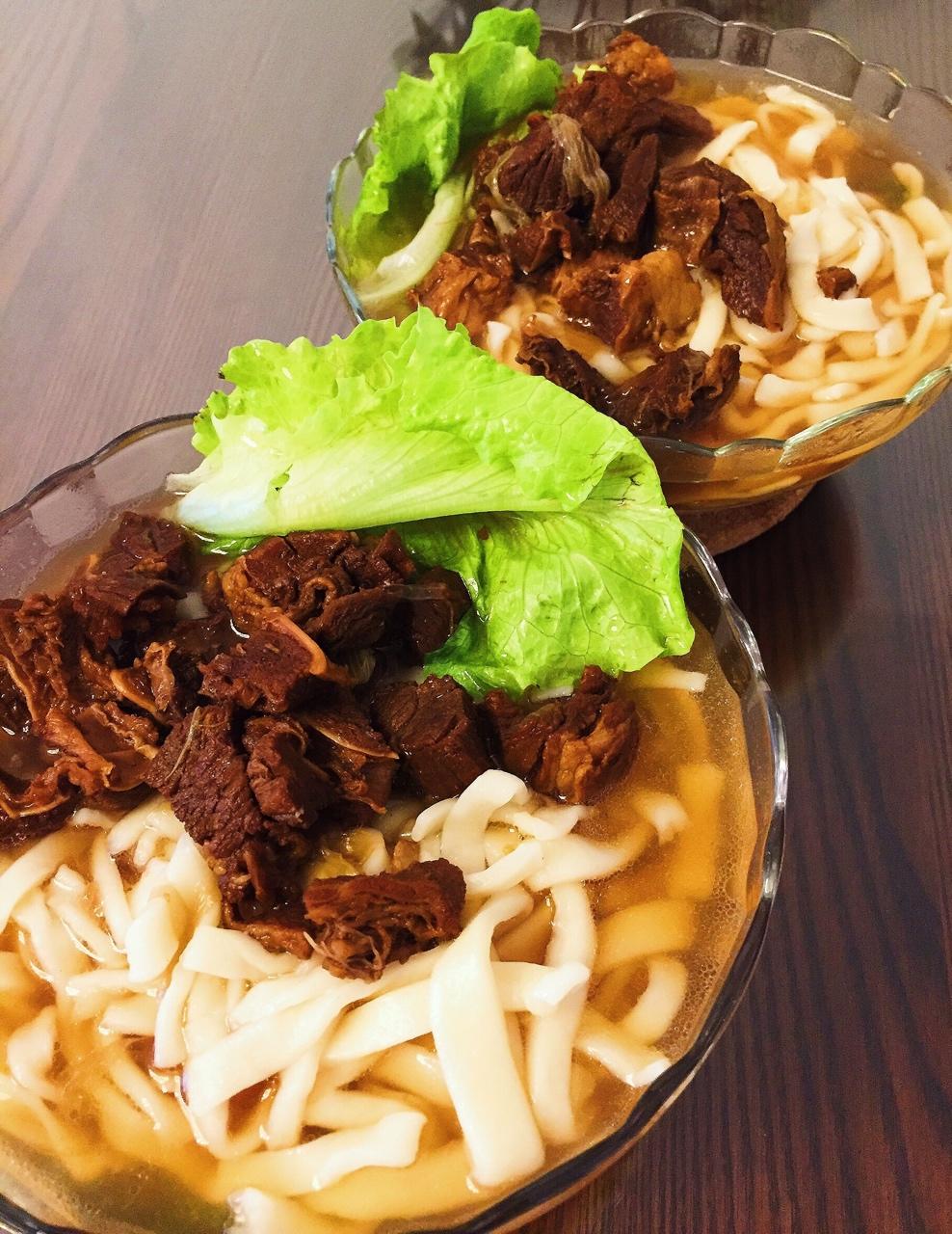番茄炖带骨牛腩—Staub珐琅铸铁锅