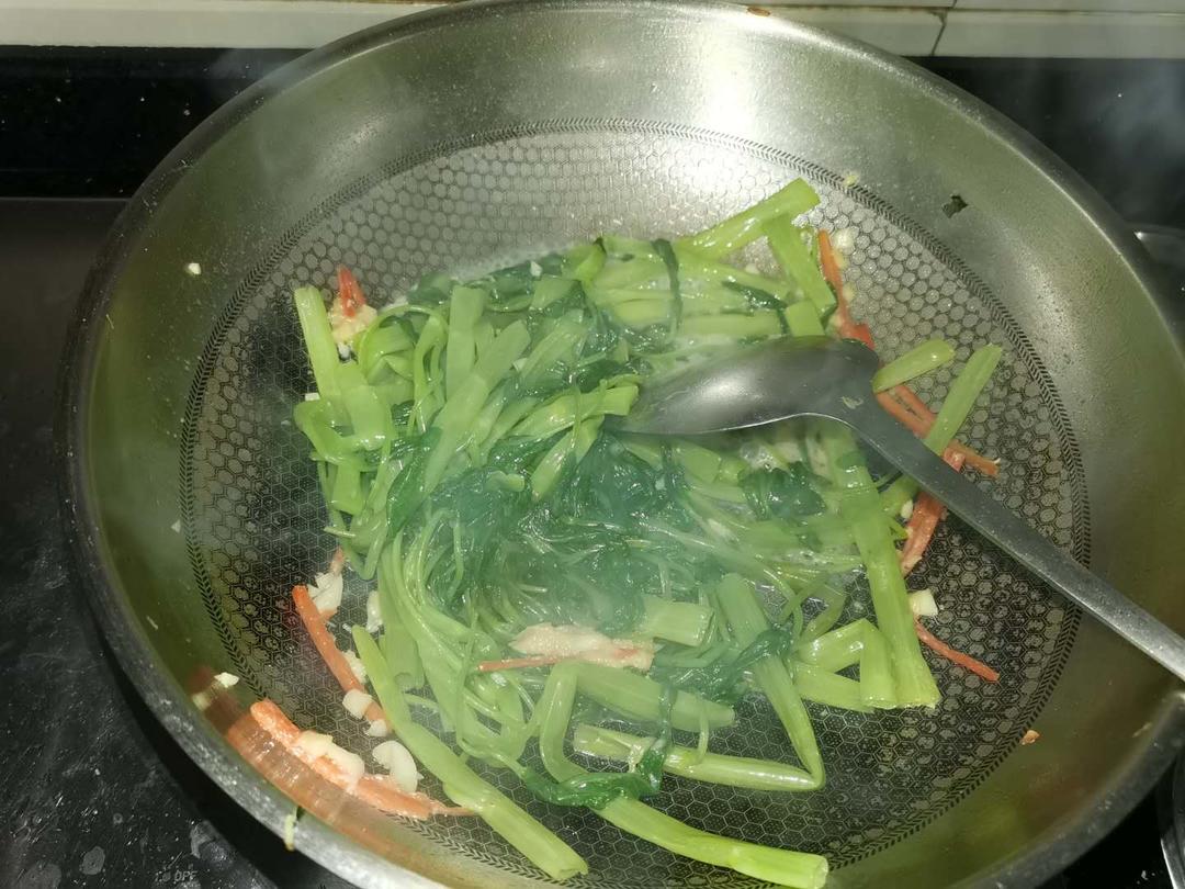 廣東大排檔風(fēng)味椒絲腐乳炒空心菜的做法 步驟5