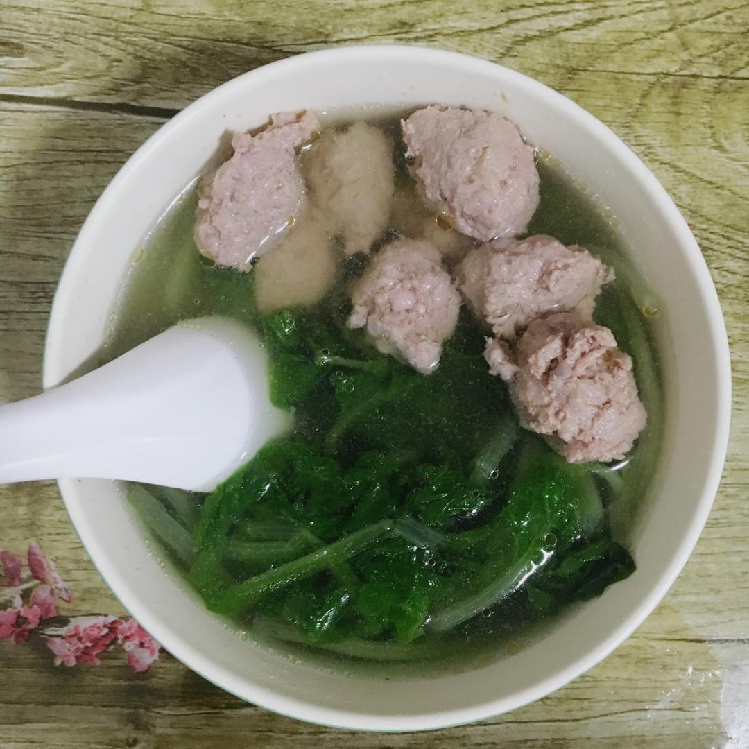 小白菜丸子汤