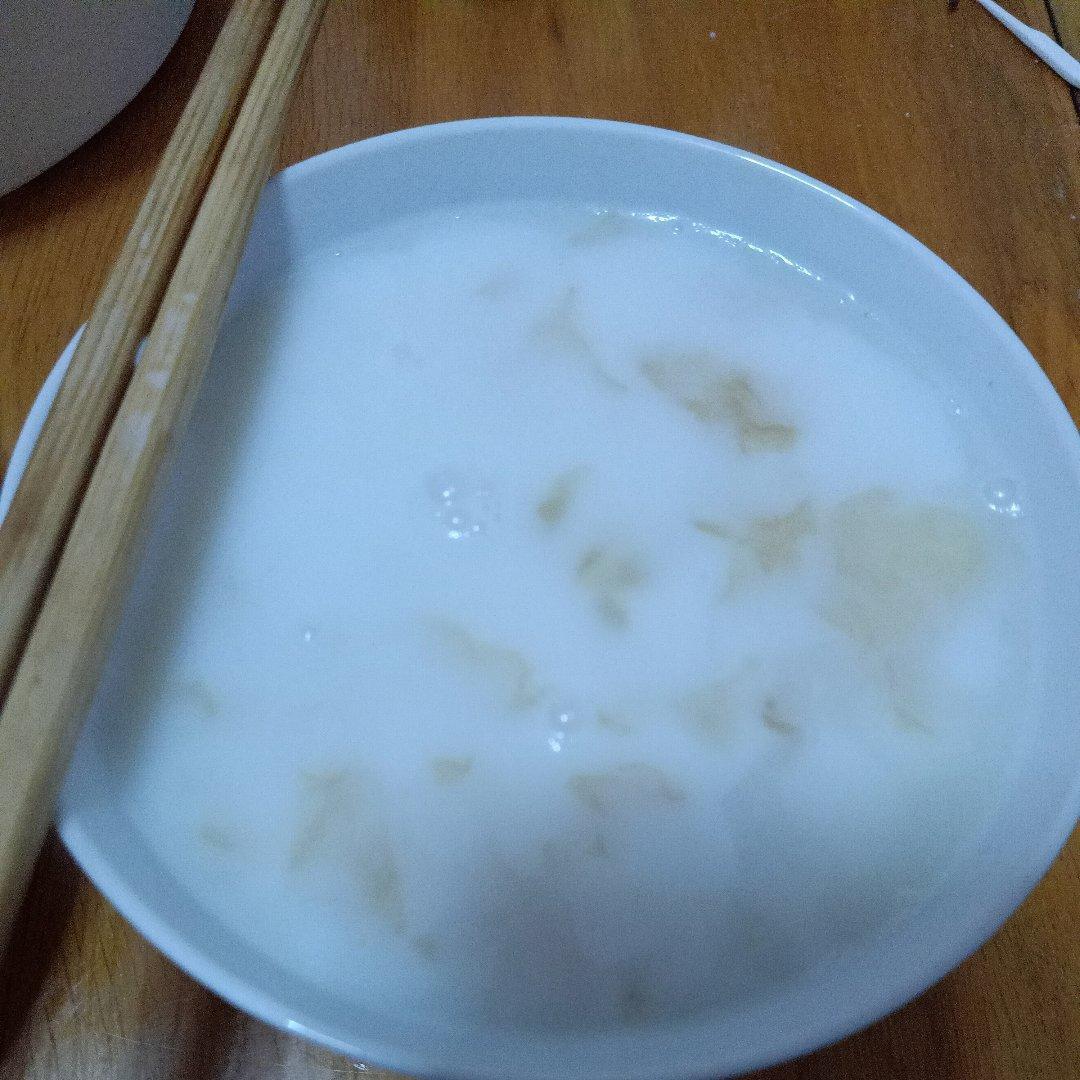 红枣银耳莲子羹（有出胶质、出胶，懒人的电压力锅版）